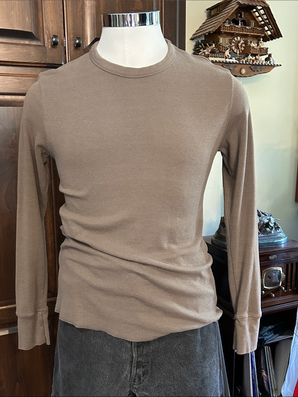 Carbon Sz XL Men's Long-Sleeve Thermal Crew in Taupe
